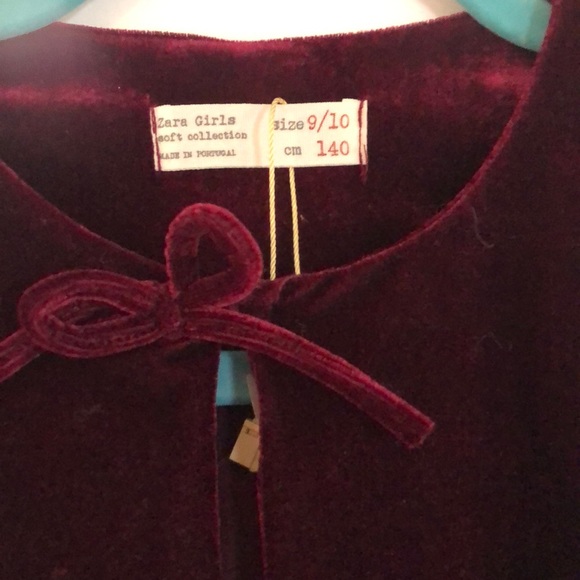 Jacket / Cape - Picture 2 of 3